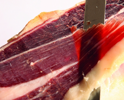 Como abrir, cortar y mantener un jamón ibérico