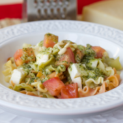 ensalada de pasta al pesto