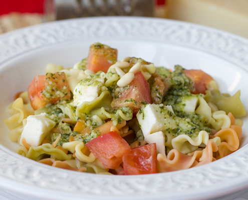 ensalada de pasta al pesto