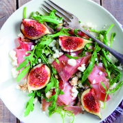 Ensaladas con frutas de temporada