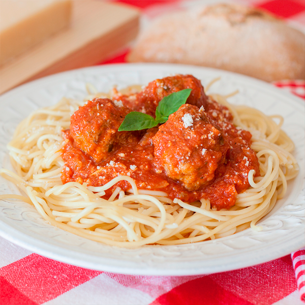 Espaguetis con Albóndigas Caseras | Recetas La Masía