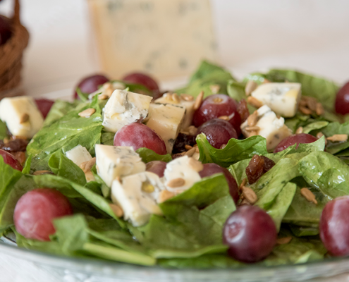 ensalada de espinacas y gorgonzola