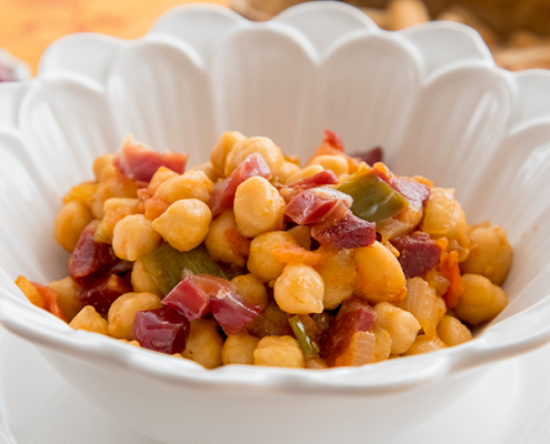 salteado de garbanzos con jamón