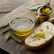 En este nuevo postexplciamos los detalles del Oleocanthal, propiedad del aceite beneficiosa contra el cáncer de mama y próstata.