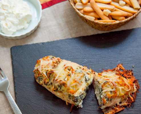 pollo relleno de queso y espinacas