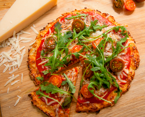 pizza con masa de coliflor