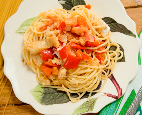 espaguetis con bacalao