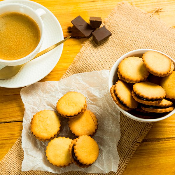 galletas rellenas de chocolate