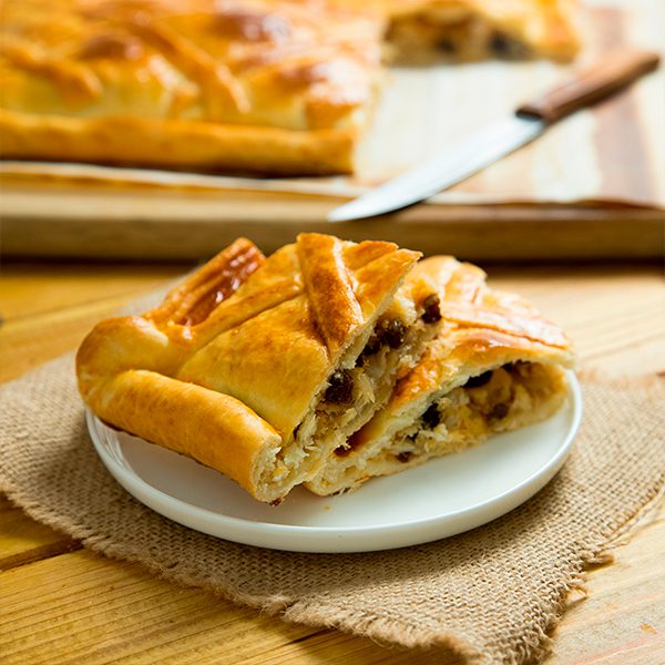 empanada de bacalao y pasas