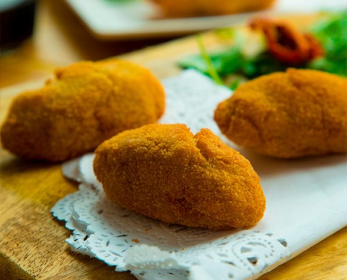 Croquetas de berenjenas y queso de cabra