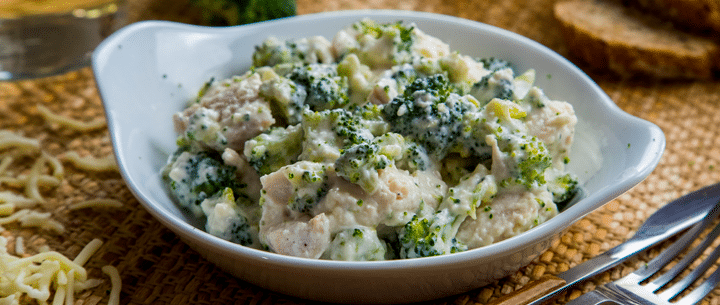 Pollo Alfredo con brócoli