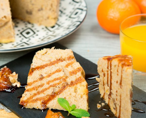 bizcocho de naranja, aceite y canela en olla