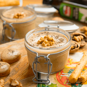 Paté de calabacín, queso y nueces.