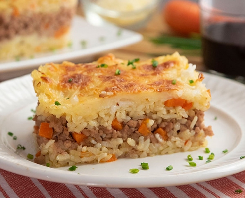 Pastel de arroz y carne picada