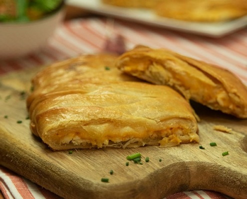 Pastel de pollo y queso