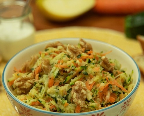 Ensalada de calabacín y manzana