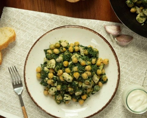 Espinacas con garbanzos y pollo