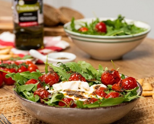 Burrata con tomates cherry