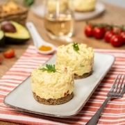 Ensaladilla de pollo y curry