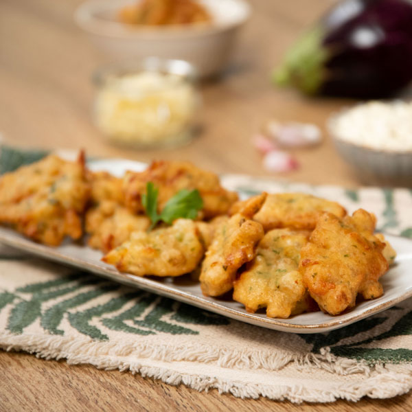 Buñuelos de berenjena y queso