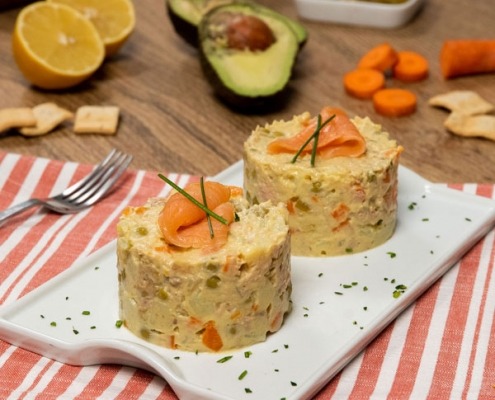 Ensaladilla con mayonesa de aguacate