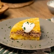 Tortilla rellena de carne picada