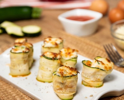 Rollitos de calabacín rellenos de atún