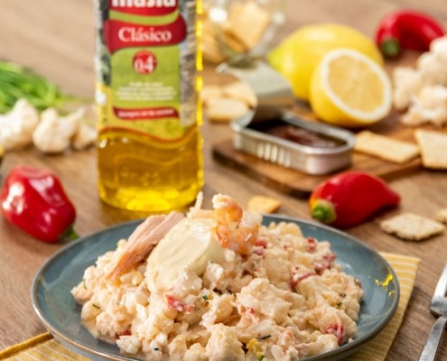 Ensaladilla de coliflor con gambas y mayonesa de anchoas