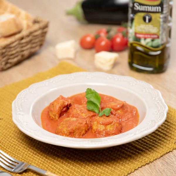 Albóndigas de berenjena con tomate