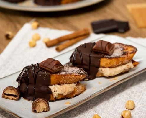 Torrijas rellenas de crema de avellanas