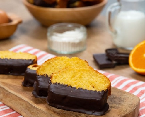 Bizcocho de naranja con chocolate