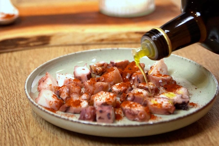 Aliñamos el pulpo