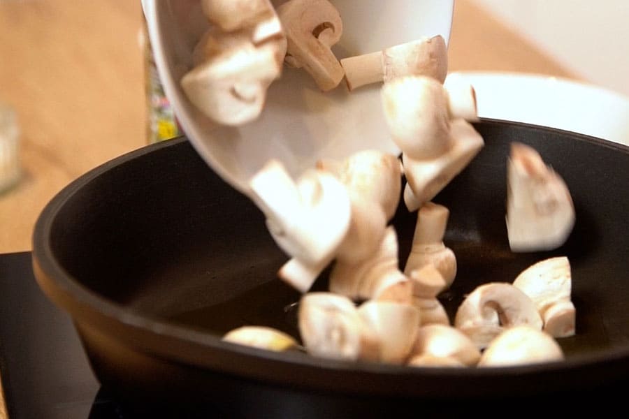 Receta casera de Cazuela de pulpo, gambas y champiñones