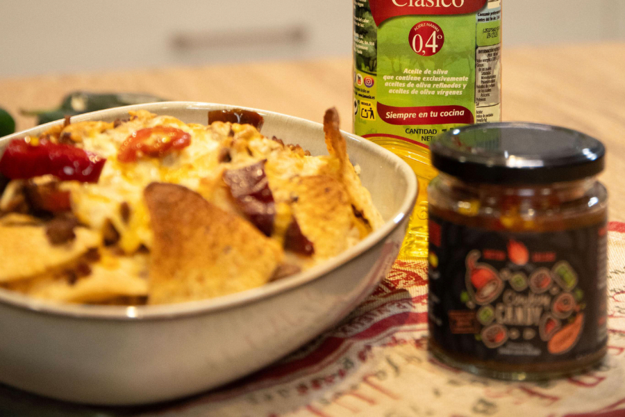 Receta casera de nachos con carne. Servimos