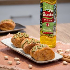 Receta casera de torrijas con crema de pistacho